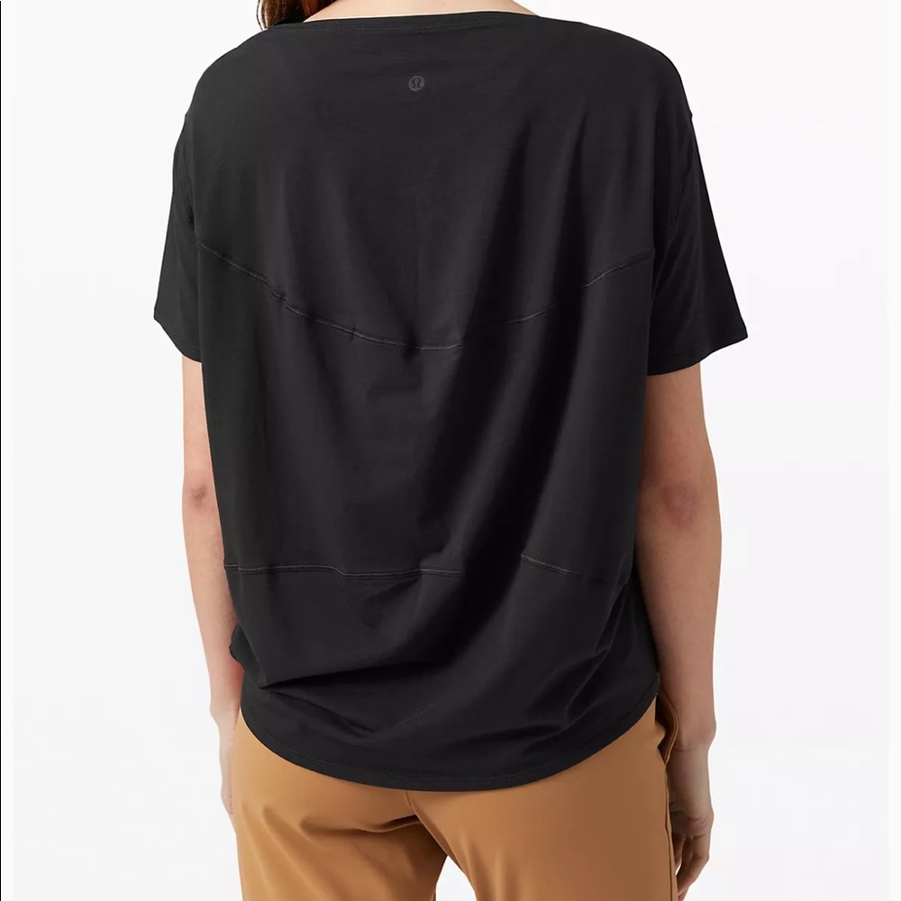 Lululemon Back in Action Tee